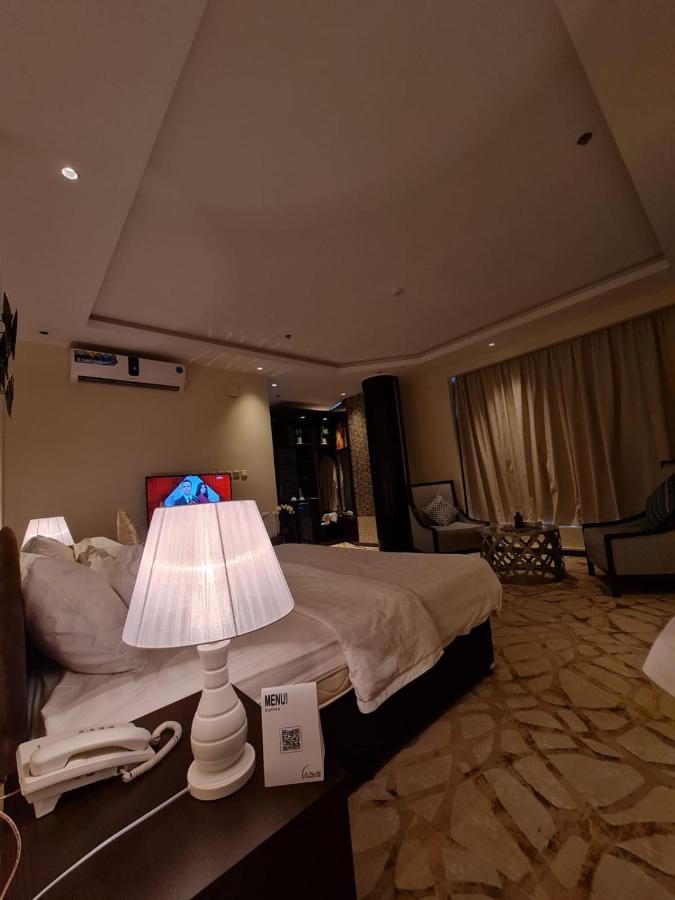 الشقق الفندقية حائلفي  Taramuntan المظهر الخارجي الصورة A bedroom at the hotel